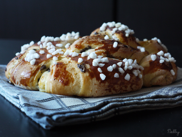 Brioche diamant, crème pâtissière et pépites de chocolat