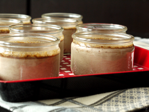 Petits pots de crèmes au chocolat allégées