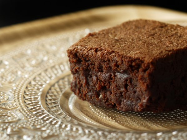 Brownie noix, noisettes & pistaches selon l'école Lenôtre