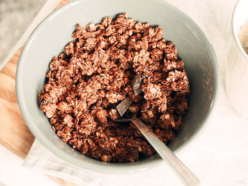 Granola maison cacao, amandes & pépites de chocolat