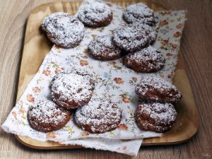 Macarons à l’ancienne, noisette & cacao