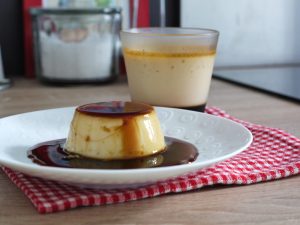 Crèmes vanillées au caramel