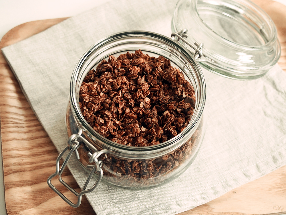 Granola maison cacao, amandes & pépites de chocolat