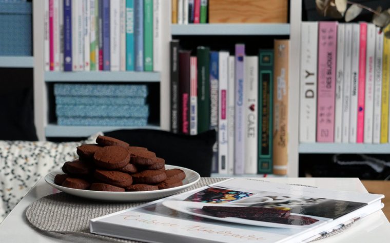 Biscuits au chocolat sans oeuf (+ mon livre de recettes)