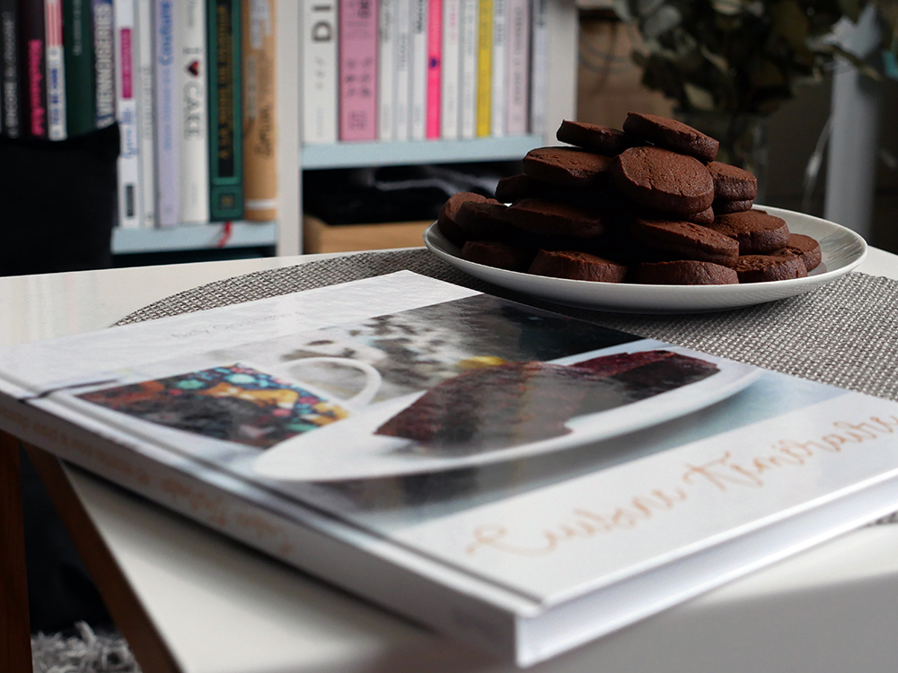 Biscuits au chocolat sans oeuf (+ mon livre de recettes)