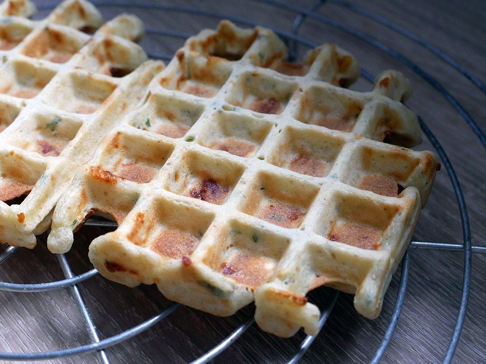 Gaufres salées au fromage & basilic