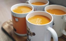 Velouté de légumes (tomate, carotte, poivron)